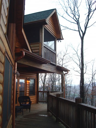 "High Five" cabin porch